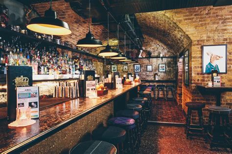 bar near bank station|Welcome to The Cocktail Club Monument.